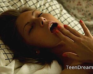 Anjelica's solo pleasure with a vibrator for ultimate satisfaction