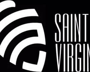 Housekeeper fucks herself with dildo, moaning dirty talk.