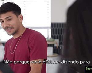 Pegou a Irmã Fantasiada e Fudeu a Gostosa!