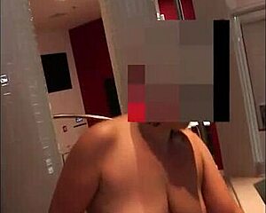 Adamary Celebrates Navidad 2015 With Mexican Amateurs