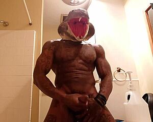 Welcome to the jungle of Big Cock Worship