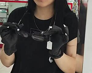 Young Colombian girlfriend shares her passion for Real Madrid with friends