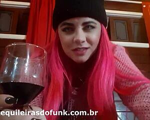 i’m with débora fantine saying bye to winter in a brazilian motel