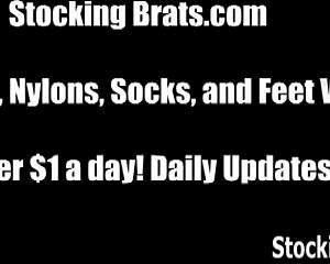 Let me admire your pantyhose from top to bottom.