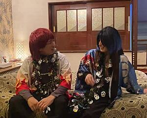 人妻熟女【無修正】ハロウィンの日にコスプレさせられてフェラから生中出し！！！