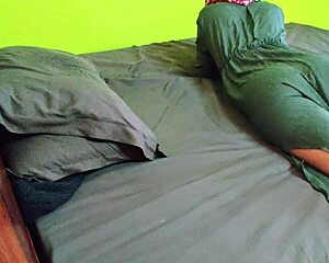 Azijska maćeha šokirana neočekivanim jebanjem iznenađenja