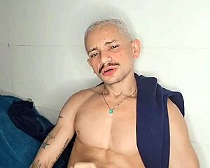 Brendo Vilhena masturbates on the bed