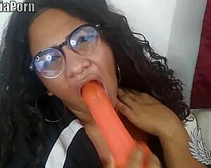 Penelope Olsen's Homemade Toy Session Leading To Squirting Orgasm