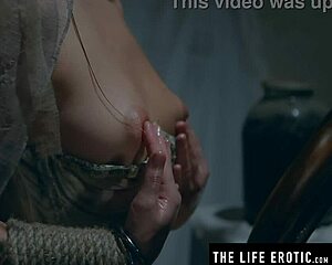 Watch This Kinky Abandoned Bride Masturbate to Mindblowing Orgasm!