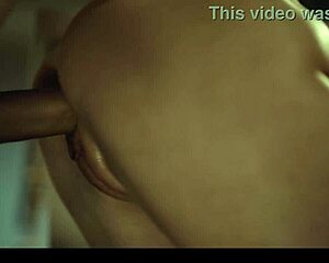 Apollo Banks fickt die kleine Drachen-Muschi 18+ doggystyle