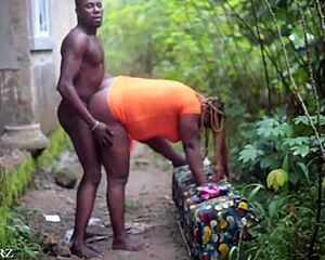 We were waiting for stepmom outside, then doggystyle happened 😏.