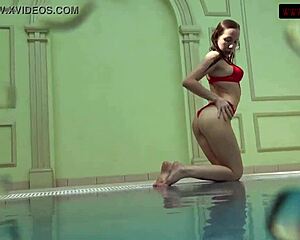 Descriptive Enjoy Lina Mercury and Mia Ferrari Swim Naked in Public Pool