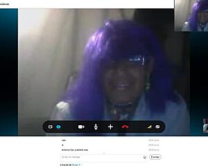 Carol Banderas pokazuje swoje meksykańskie wdzięki na webcamie