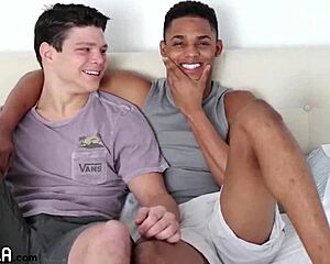 wow, two 18 yo teens banging like crazy rabbits!! 🐰
