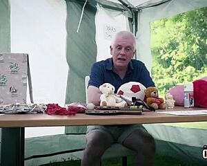 Teen Pussy Smashed by Old Cock?