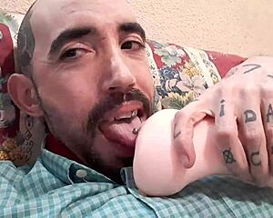 melvin explores gay and playful pussy