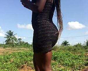 crazybitch twerks her big ass outdoors