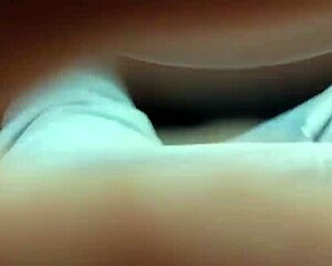 Moaning amateur works hard for gay pleasure