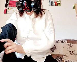 Orgasm with extreme fetish mask: try it with me