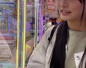 Young Asian Amateur Couple's Intense Homemade Pussy Licking And Shaved Action In Hotel