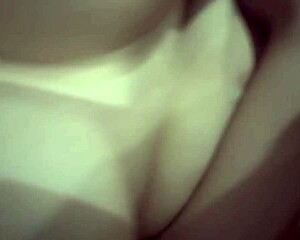 i creampied her chubby thai pussy hard in homemade video