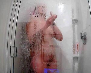 Hey Raven Grey, what’s up in that steamy shower?