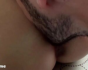 Close up pussy eating until dripping orgasm