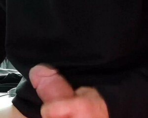 Gay hunk handjob session with mature amateur