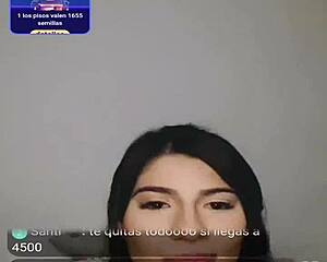 See the dance performance of victorialopez on Bigo live