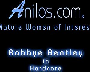 mama flaunts her wild licking talents