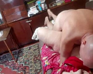 BBW wife slut sucks fat tits hard in amateur clip