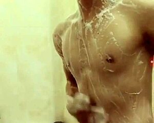 Gay show performance with engaging moments on stage