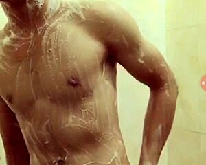 Gay show performance with engaging moments on stage