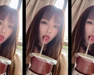 hey, xi yue's daily masturbation collection is so hot, asian model teasing herself 😏