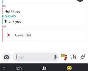 Amateur Model Joyliii Sends Nudes To Lucky Stranger