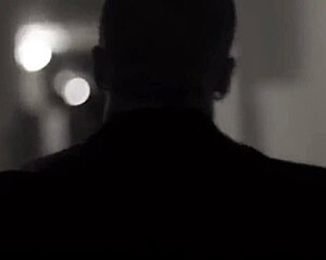 Vysypávání tun spermatu v motelu během gay análu