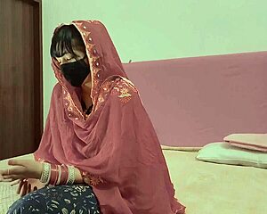 Newly Married Girl Gets Doggy Style on Wedding Night 😍