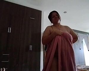 Hermanastra 18 Begs for Clothes, Gets Ass Filled Instead