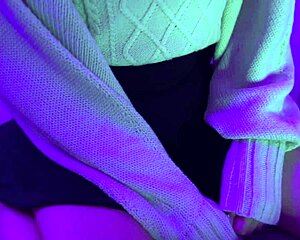 Young girls from Minato-ku with big bosoms give a happy ending to a daddy in the form of a massage with oil and deep blow job