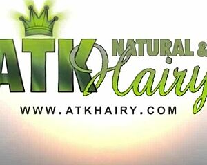 I’m loving how Veronica Valentine fingers her juicy hairy cunt