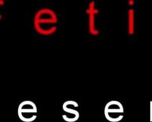 लेडी आर्मानी एलटी गहरी एनल में लेती है, अपना तेल वाला बुलबुला गांड और एथलेटिक टांगें दिखाती है।