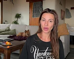 5 shocking reasons girls struggle to cum from licking