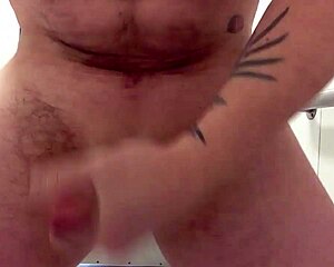 i stroke off and cum hard