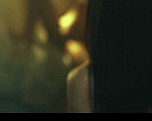 Hej sestro, udělám ti squirt divokými pohyby dnes