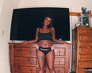thick ebony queen ava teasin in lingerie, damn big butt!