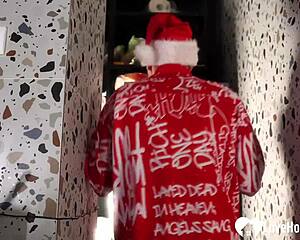 our naughty christmas kitchen fuck got exposed, she craves rough! 😈