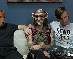 Nasty cutie in butt nuthouse