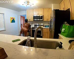 Horny Indian Aunty Reveals Hairy Tight Pussy in Secret