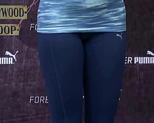 jacqueline fernandez showing off in hot exercise clip