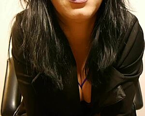 Milfycalla dominates slaves with intense foot fetish!